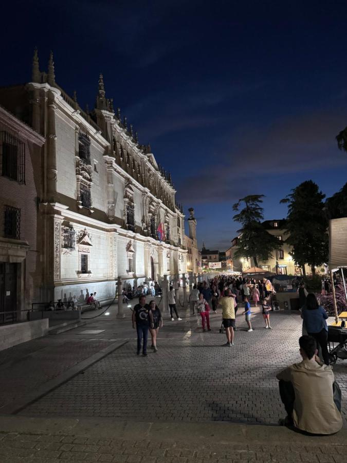 Sonar En La Plaza Cervantes 3 อัลกาลาเดเอนาเรส ภายนอก รูปภาพ